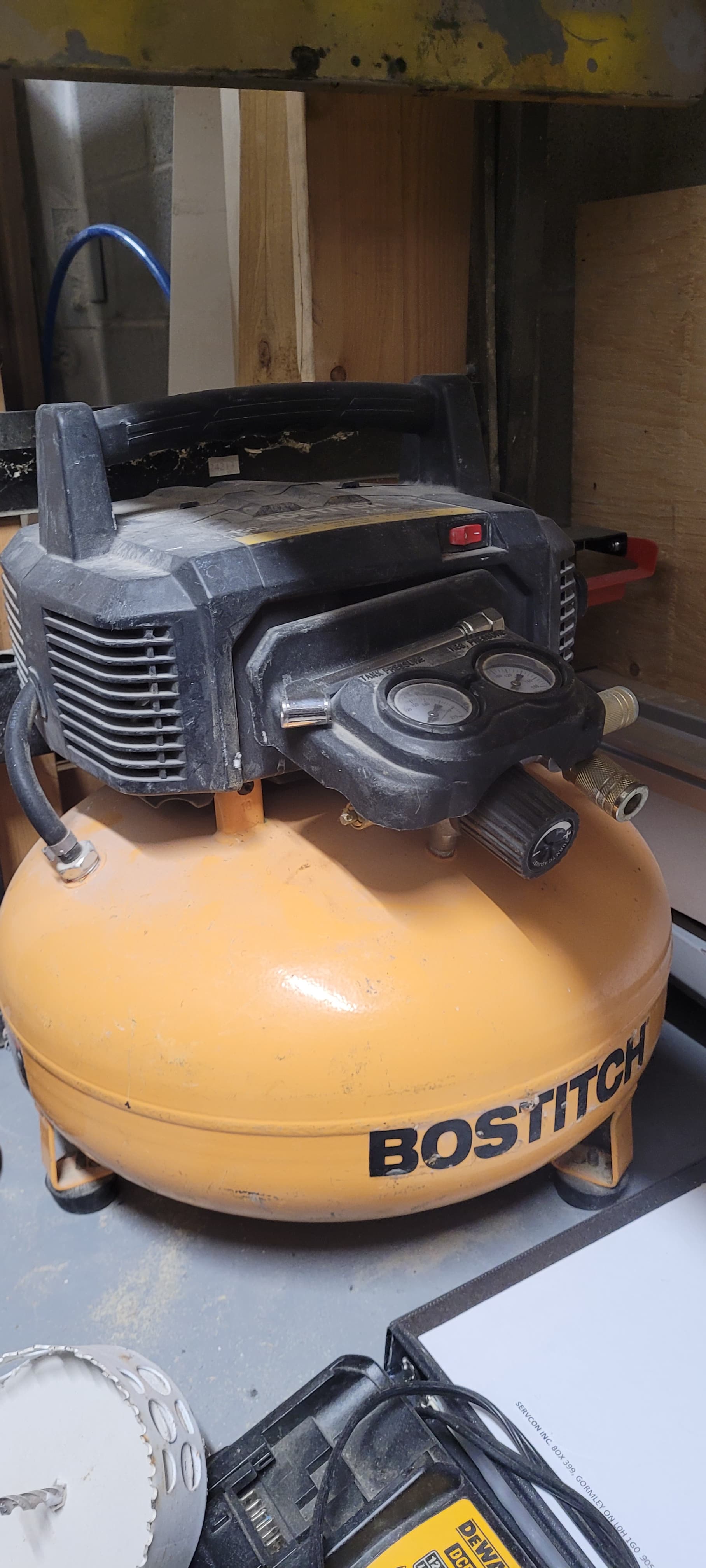 Bostitch 6-Gallon Air Compressor